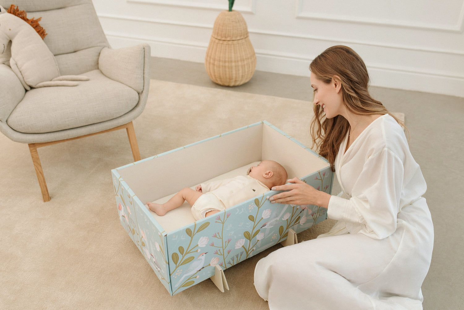 Baby's Nest - naujagimio rinkinys, dovana, lova